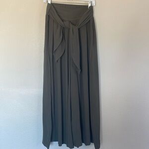 Marlowe Sirena palazzo tie waist pants women’s large army green EUC flowy